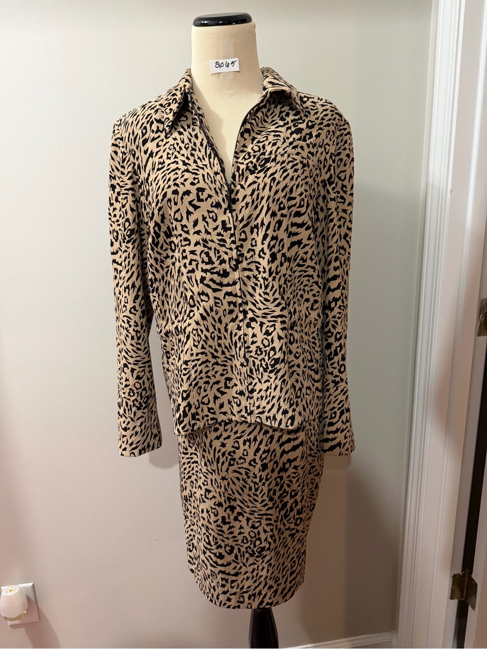 Lennie for Nina Leonard Animal Print Jacket & Skirt Set – Size 8